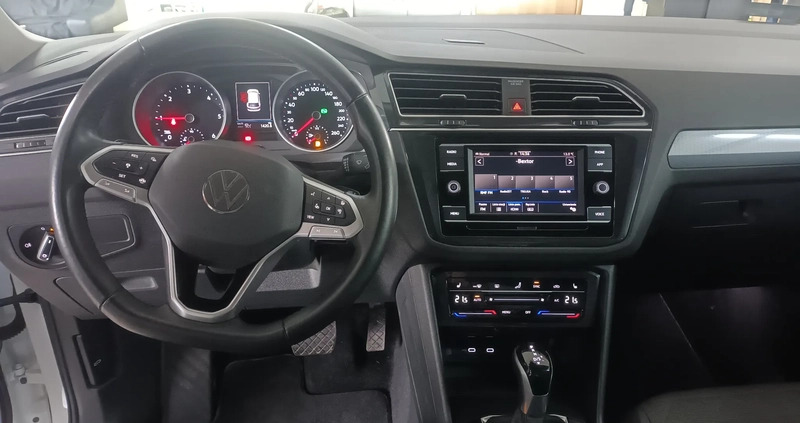 Volkswagen Tiguan cena 159900 przebieg: 39000, rok produkcji 2022 z Libiąż małe 154